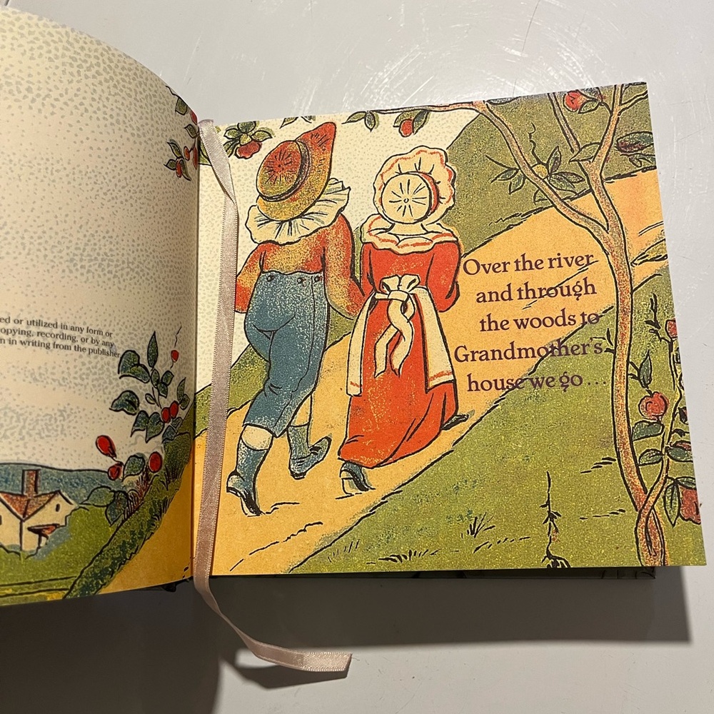 The Little Big Book for Grandmothers Hardcover Gift Book - Picture 5 of 8